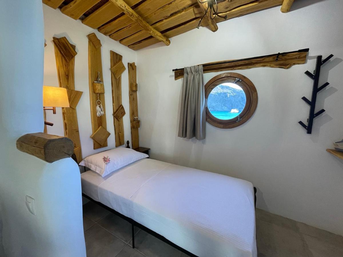 Hada Seaside Apartment Firopotamos 外观 照片