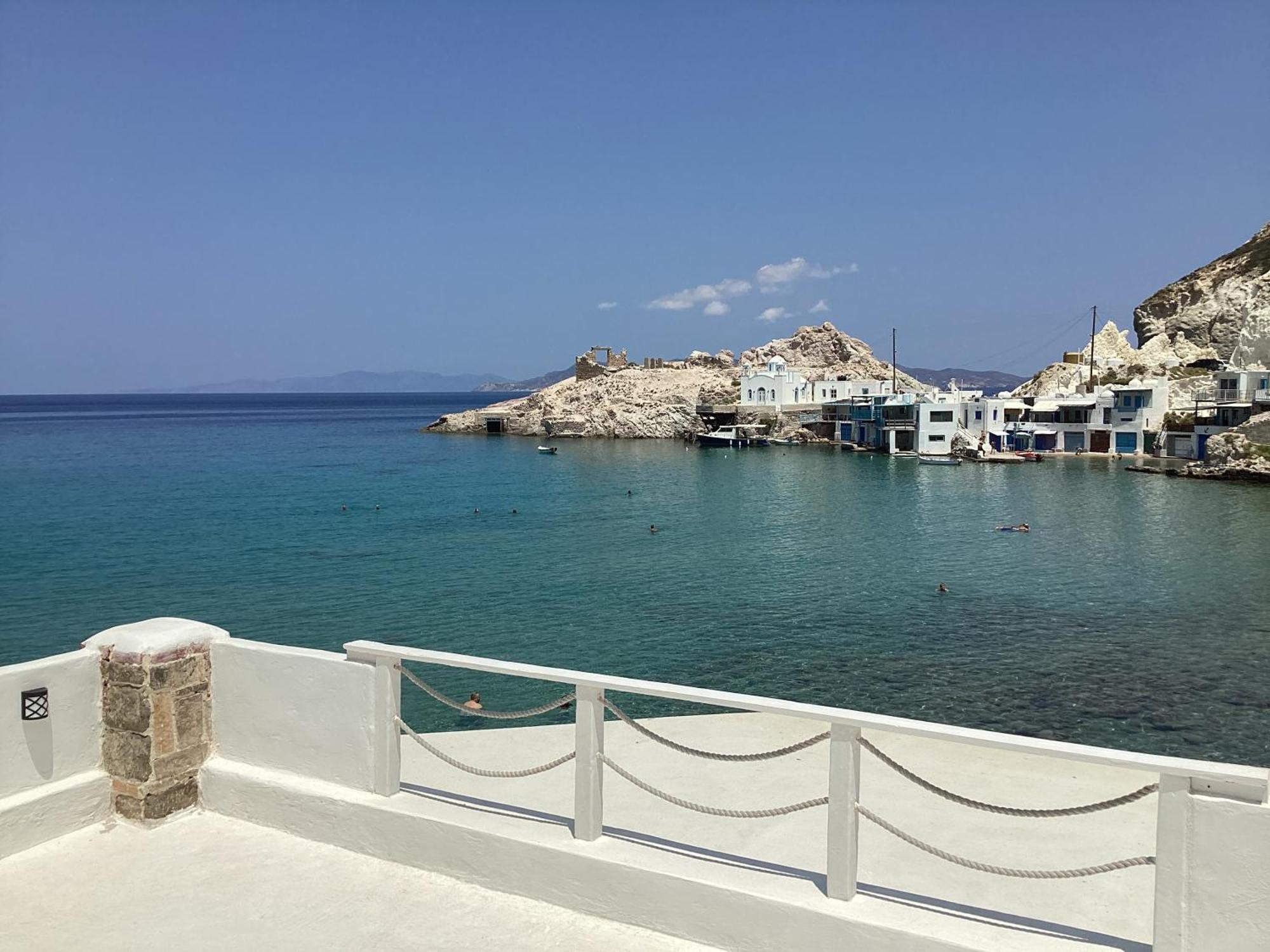 Hada Seaside Apartment Firopotamos 外观 照片