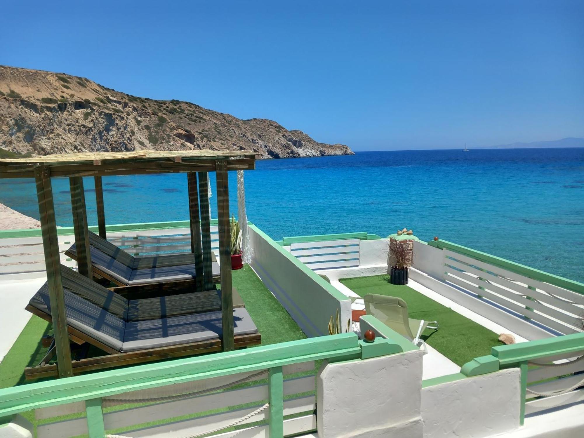 Hada Seaside Apartment Firopotamos 外观 照片