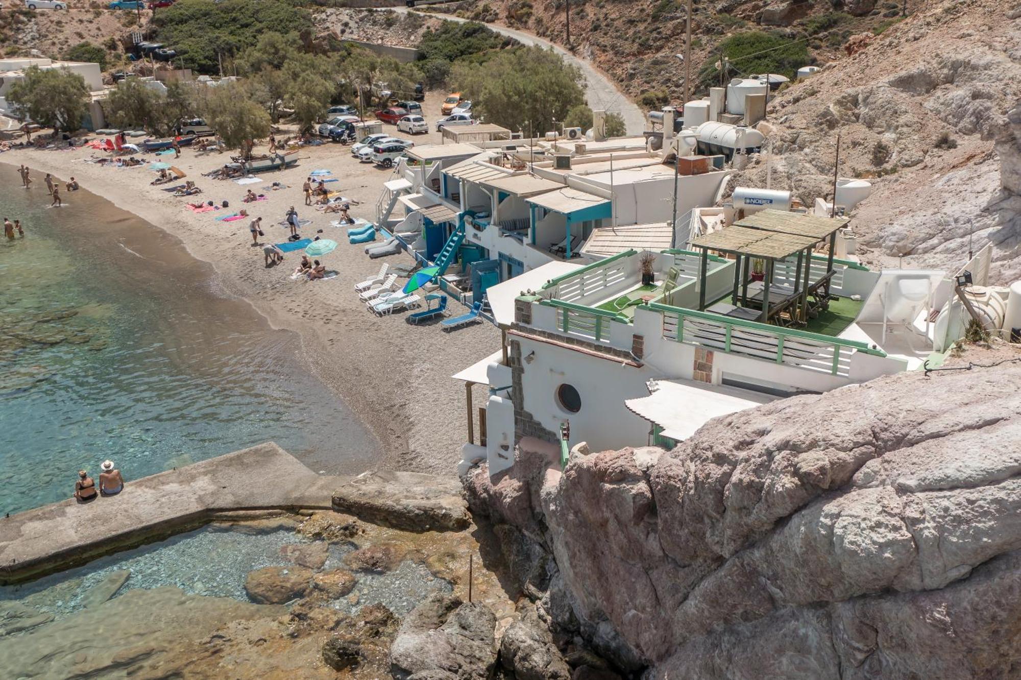 Hada Seaside Apartment Firopotamos 外观 照片